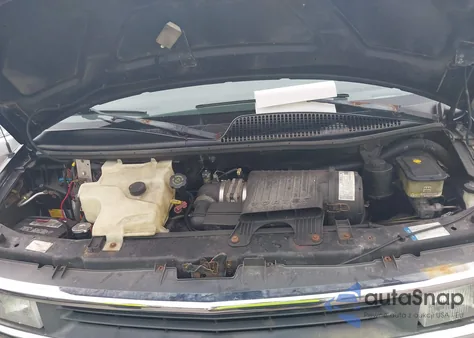 2002 Chevrolet Express G1500 z USA, uszkodzony, nr VIN 1GBFG15R821221060